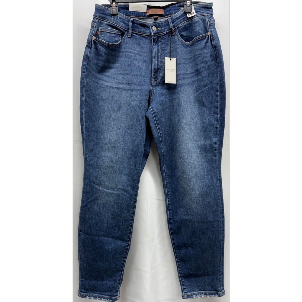 N46 NWT Judy Blue sz 14W Midrise Boyfriend Fit Medium Wash Stretch